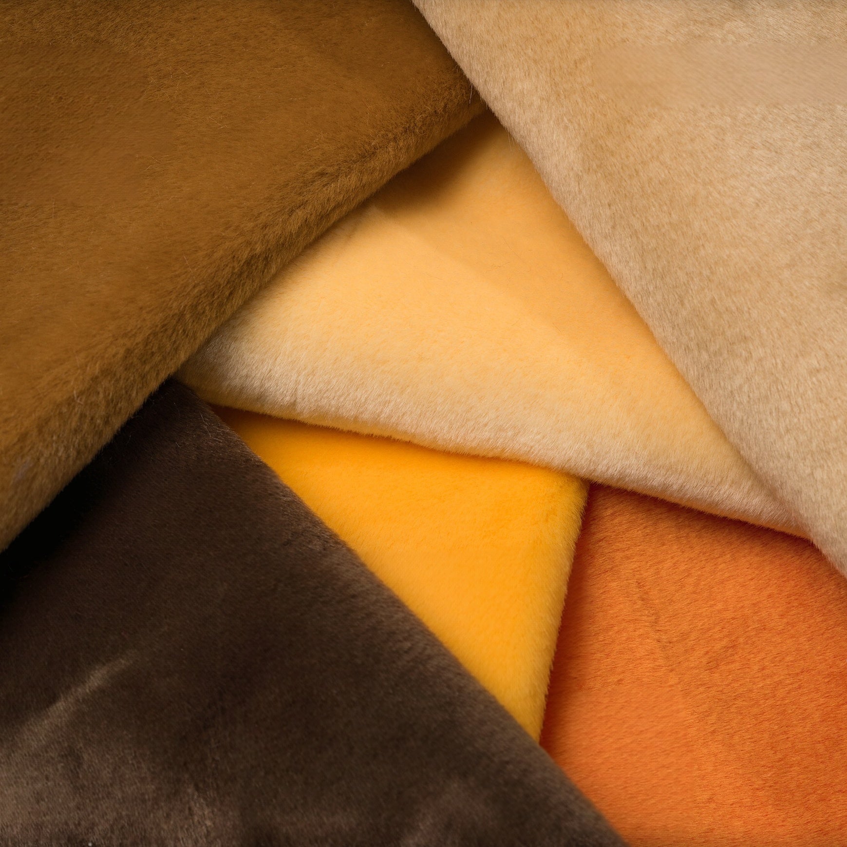 [6MM Bunny Fur Collection] Ultra-Soft 4-Way Stretch Minky Fabric