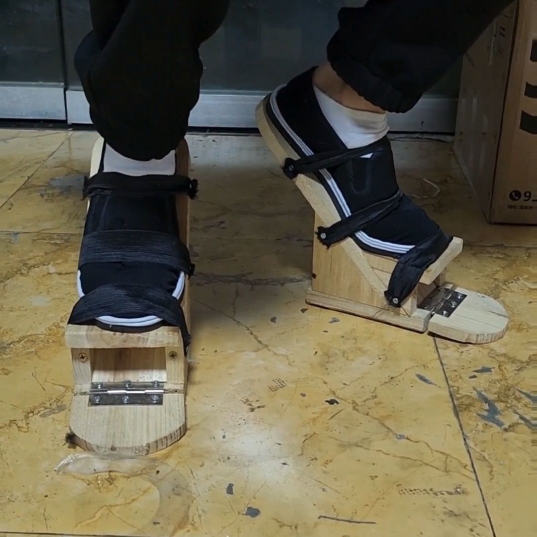 Animal costume, animal feet, and bent legs