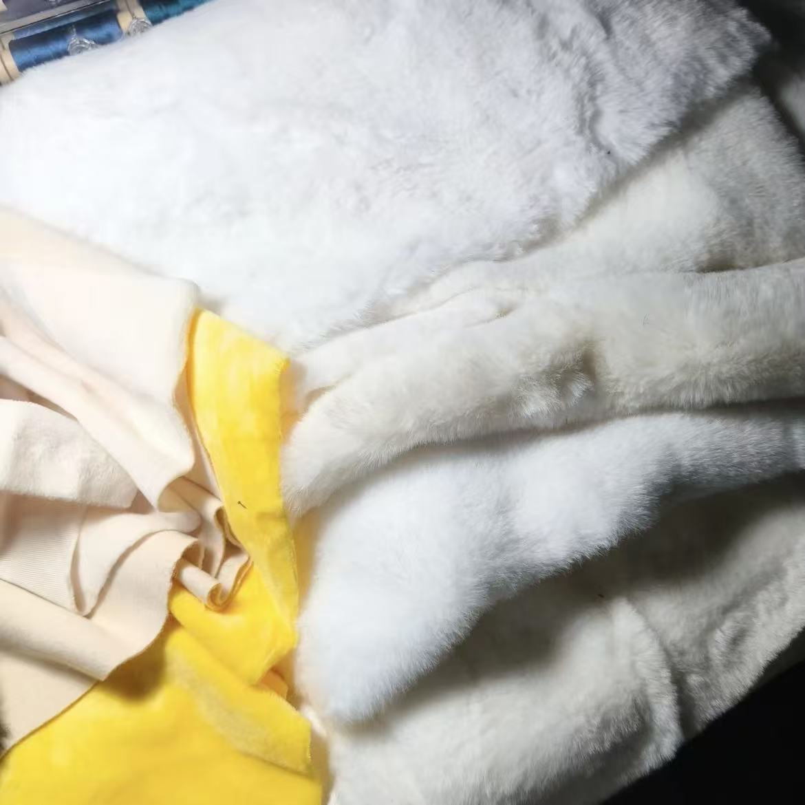 [Mystery Bag] Random Fabric Offcuts